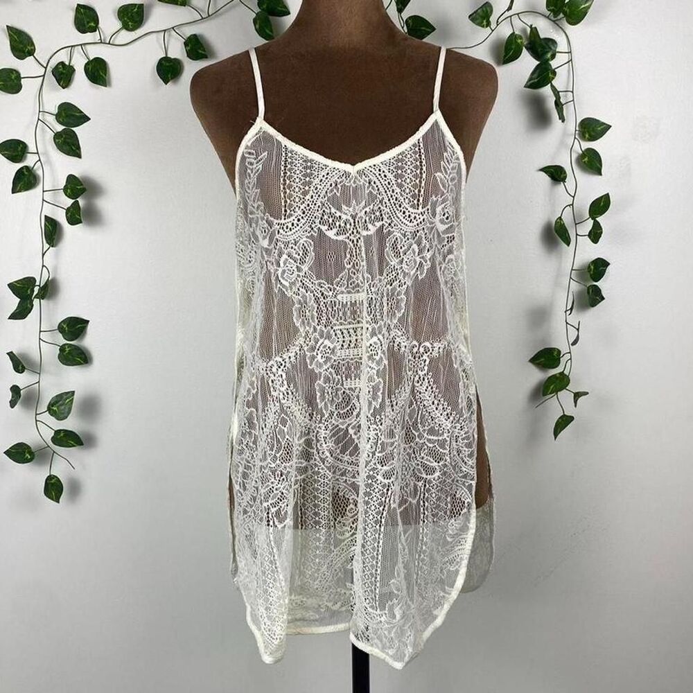 BKEred Sheer White lace tank top 2000s long geometric floral design